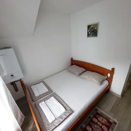 Pansion & Restoran Μοτέλ