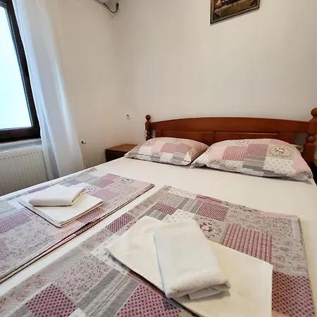 Pansion & Restoran Μοτέλ *