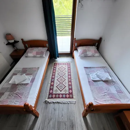 Μοτέλ Pansion & Restoran