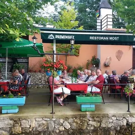 Pansion & Restoran * Blagaj