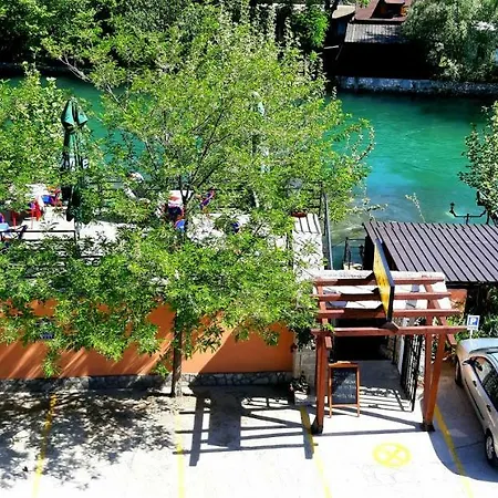 Μοτέλ Pansion & Restoran